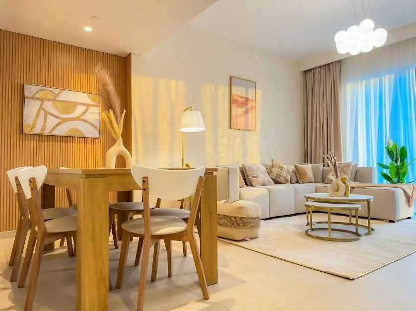 Burj Khalifa View Lux 3 Bedroom By Tanami Holiday Homes ドバイ アラブ首長国連邦