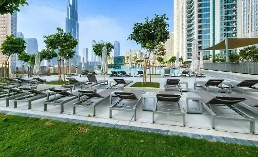 アパート Burj Khalifa View Lux 3 Bedroom By Tanami Holiday Homes ドバイ アラブ首長国連邦