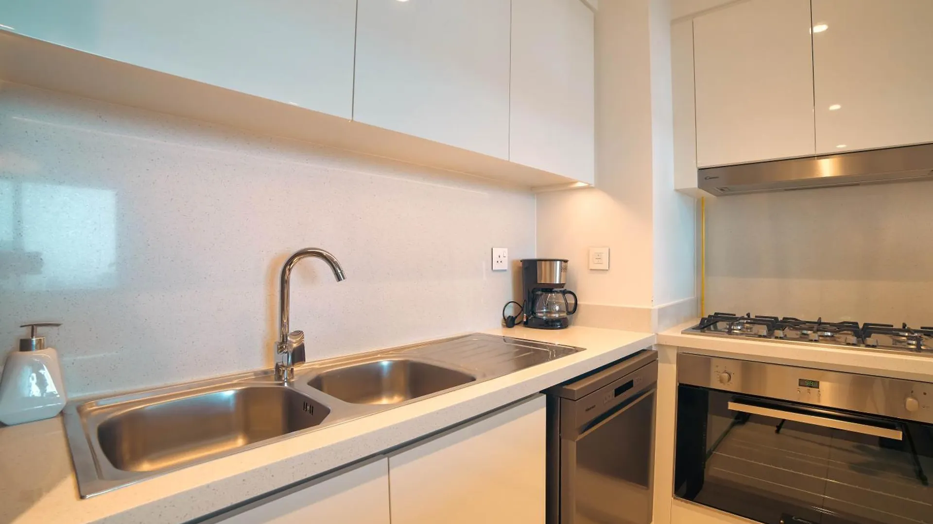 アパート Burj Khalifa View Lux 3 Bedroom By Tanami Holiday Homes ドバイ