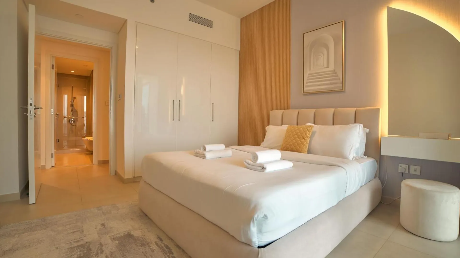 Burj Khalifa View Lux 3 Bedroom By Tanami Holiday Homes ドバイ アパート